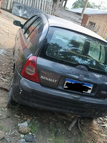 Renault Clio Authentique 1.0/1.0 Hi-power 16V 3P 2003