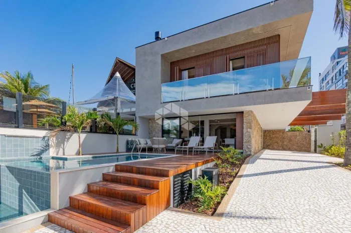 Casa Beira Mar em Bombinhas