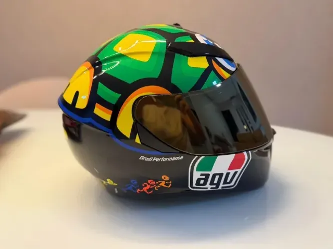 Capacete AGV K3 SV Tartaruga c/ viseira solar