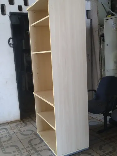 Vende-se armários semi novos para todos os fins