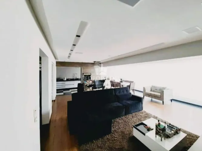 Cobertura Tatuapé 370m² com 3 suítes, 3 vagas e 4 banheiros no Tatuapé
