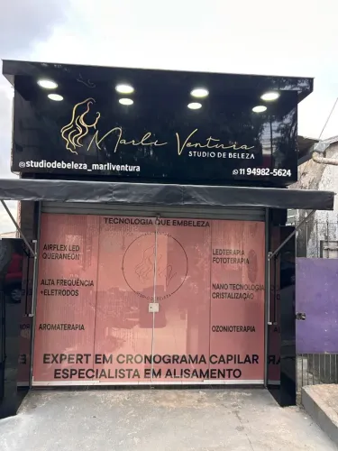 Fachada em acm