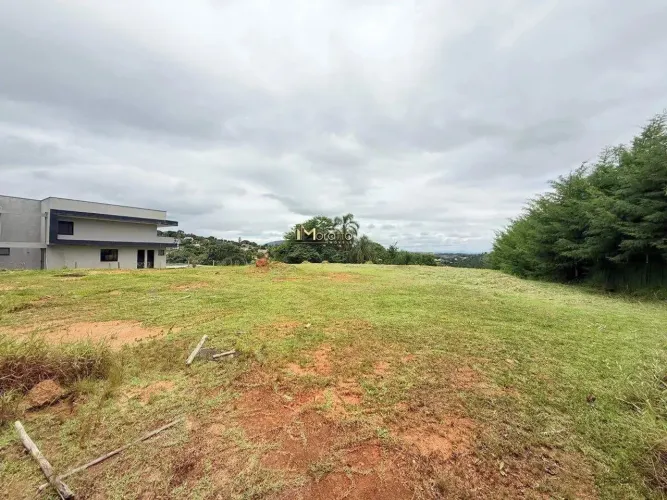 Terreno Exclusivo com Vista Panorâmica à Venda no Condomínio Jardim das Palmeiras  2.145 m