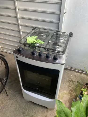 Fogão 4 bocas com defeito no forno