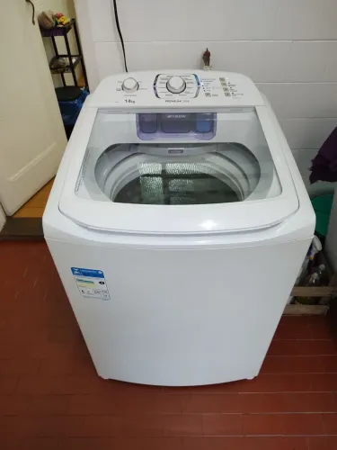 OPORTUNIDADE, Máquina de lavar Eletrolux 14 kg