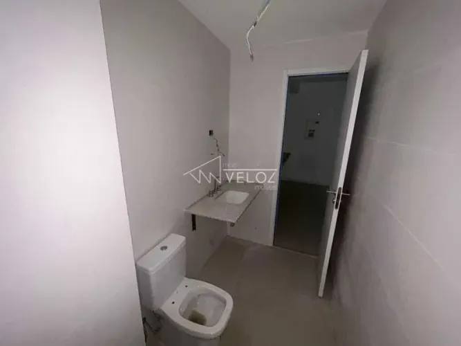 Studio : / Residencial / Gávea