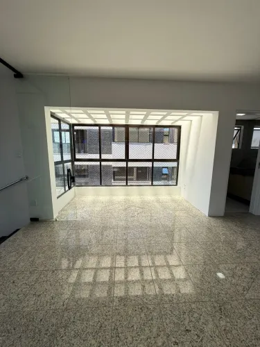 Cobertura a venda na ponta verde edifício hermitage OPORTUNIDADE