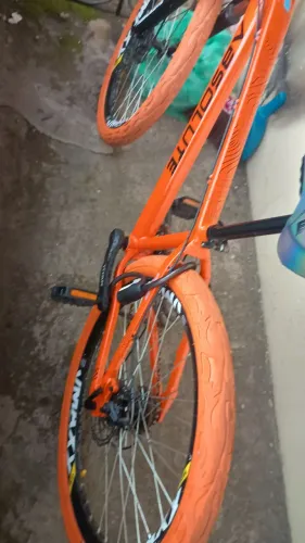 Vendo essa bicicleta aro26, marca brutos com 2 meses de uso