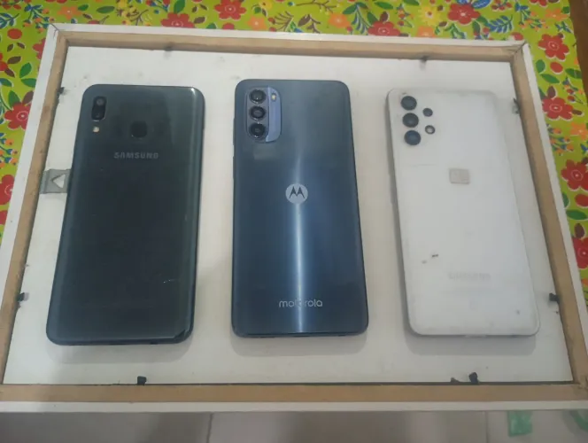 Celulares com defeito