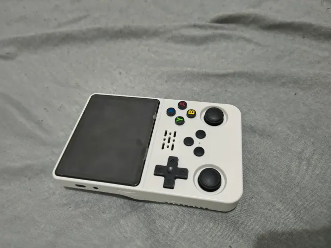R36S game portátil