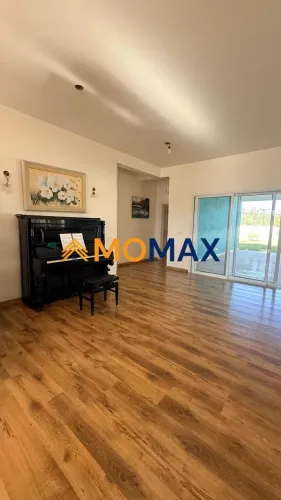 Casa com 3 Dormitórios e Suíte no Reserva Santa Maria Amplo Quintal