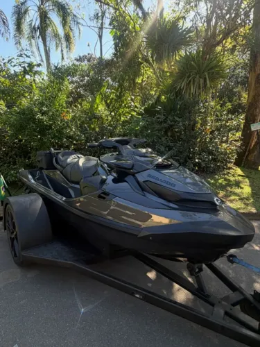 SEADOO GTX 230 TIPLE BLACK