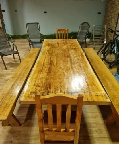 Mesa rústica madeira maciça