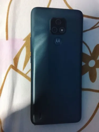Moto e 7
