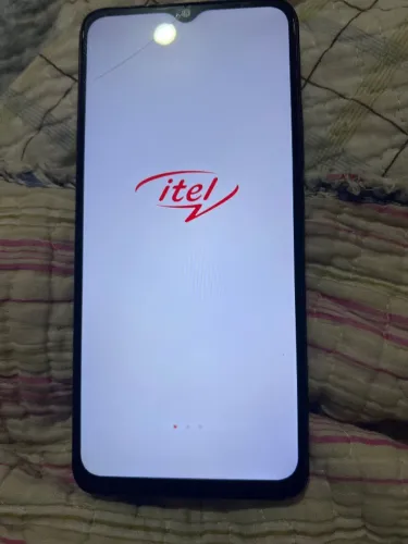 Vendo celular itel