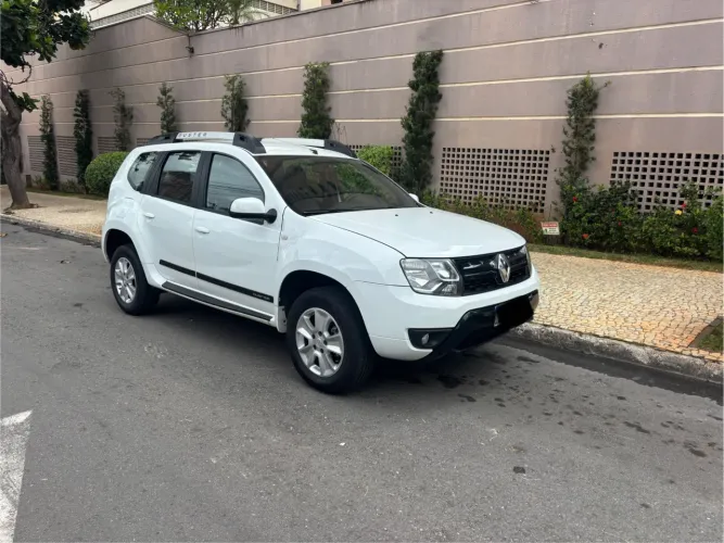 Renault Duster Dynamique 2.0 Hi-flex 16V Aut. 2016