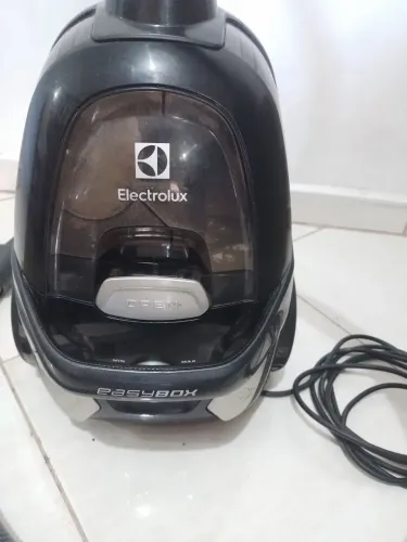Aspirador de pó ELECTROLUX SÓ 100 reais