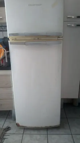 Geladeira Brastemp 110 volts,  sem Gás.