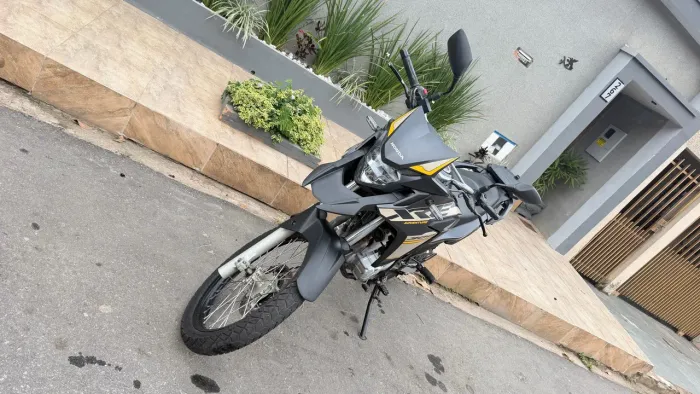 ? HONDA XRE 300 ABS 2023