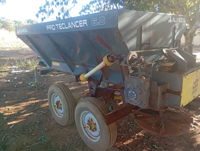 Distribuidora de calcário e fertilizantes