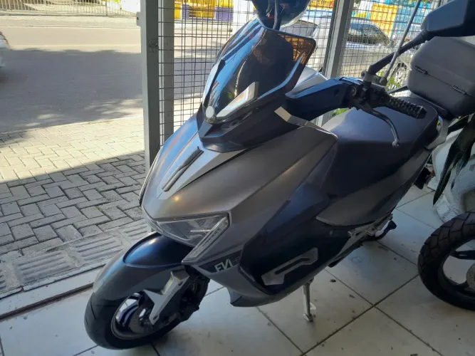Voltz esport av1 2022