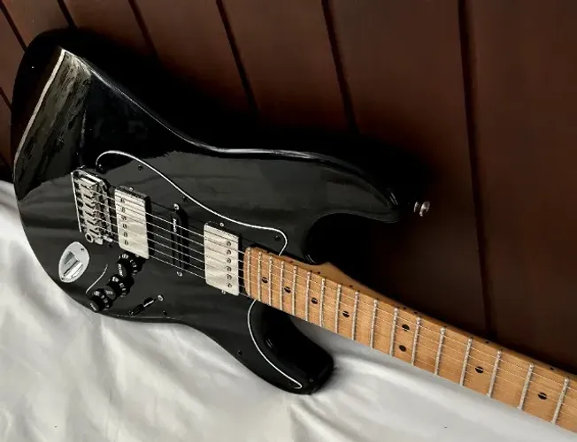 Fender Stratocaster American Standard USA + Upgrade de captadores DiMarzio, Ponte de Latão