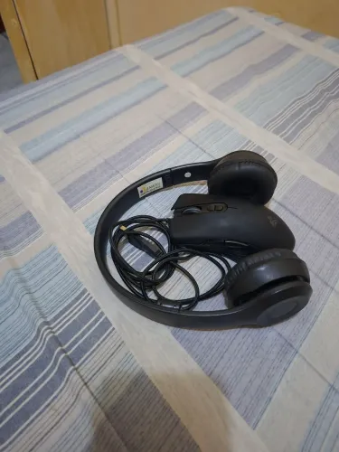 Mouse gamer e fone Bluetooth