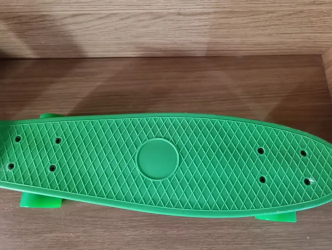 Skate Verde neon novinho