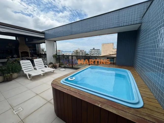 Cobertura com 4 quartos, sendo 2 suítes para venda no Braga em Cabo Frio/RJ por R$1.680.00