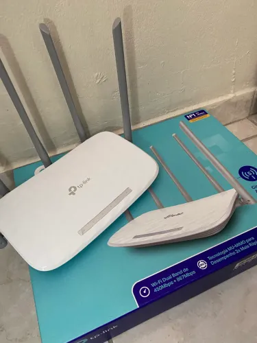 Roteador TP-Link Archer C60 AC1350 Dual Band 5 Antenas - Completo na Caixa