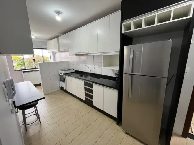 Apartamento com 3 Quarto(s) e 2 banheiro(s) para Alugar, 125 m² por R$ 3222 / Mês