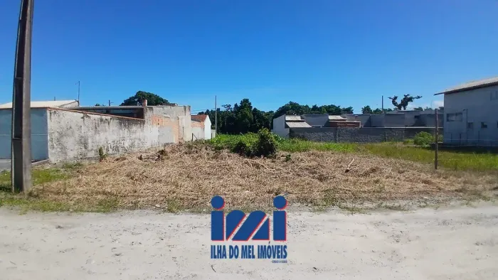Terreno em Praia de Leste