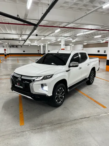 Mitsubishi L200 Triton Sport HPE-S 2.4 CD Dies. AUT 2024