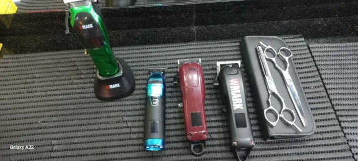 Kit de maquina com tesoura jaguar (aceito troca)