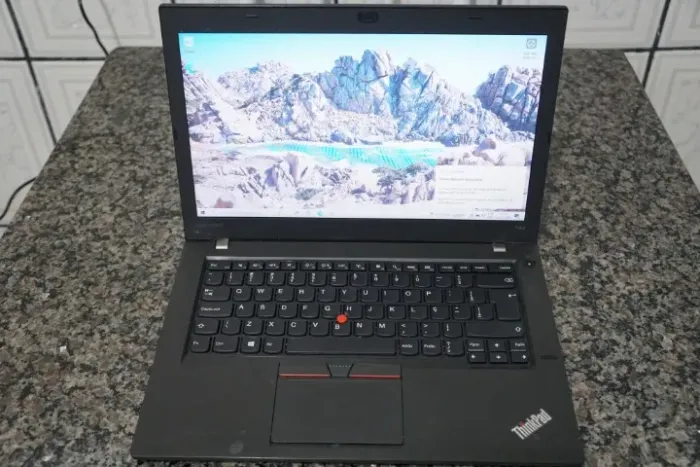 Notebook Lenovo Thinkpad T460 i5-6300u 8gb Ram HD 1Tera Bateria Ok