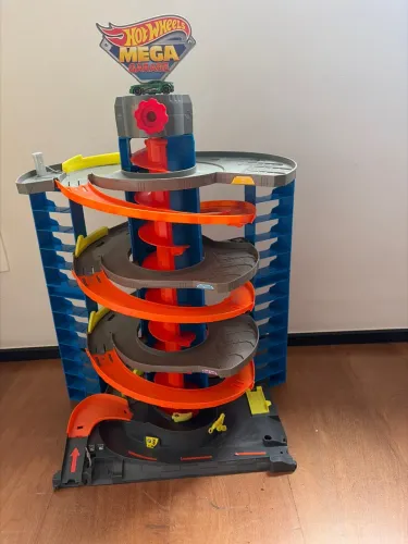 Hot Wheels City Pista de Brinquedo Mega Garag
