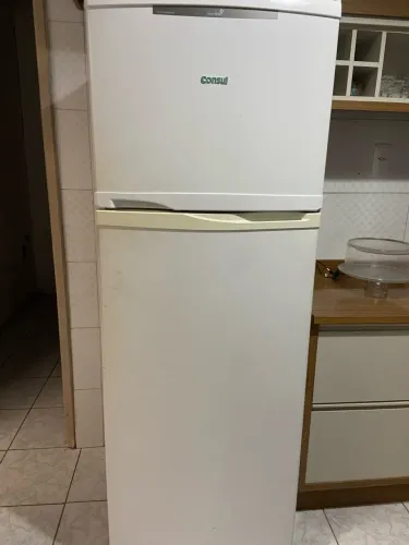 Geladeira duplex Frost free com defeito