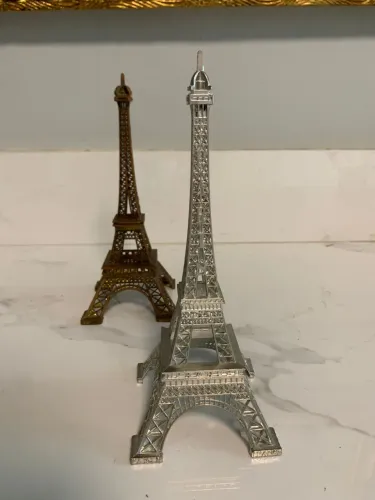 Par - Vintage Eiffel Tower