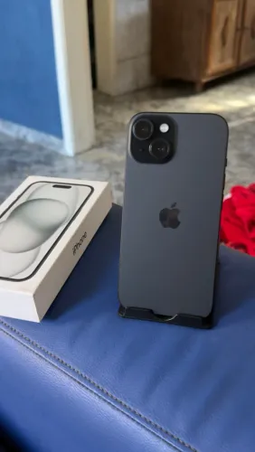 ? iPhone 15 - 128GB - PRETO