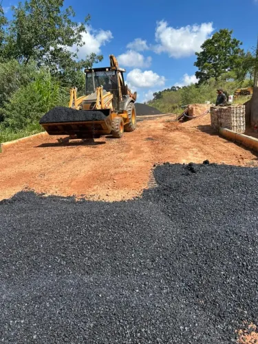 OPORTUNIDADE PARA QUEM QUER SAIR DO ALUGUEL  Imagine investir em um terreno de 500m² e com