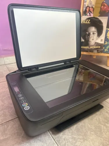 Impressora multifuncional colorida HP DeskJet Ink Advantage 2800