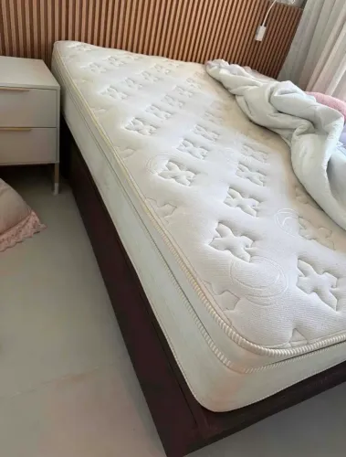 Vendo Cama Box Baú Queen Size + Colchão da Epeda