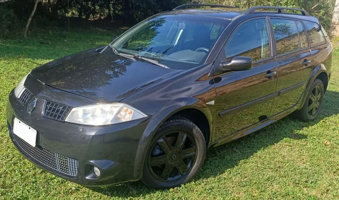 Renault Megane G. Tour Extreme Hi-flex 1.6 Mec. 2010