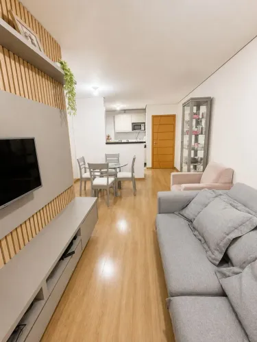 Apartamento à Venda de 3 Quartos no Edifício Solar de Algarves