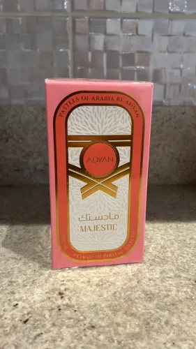 Perfumes árabes novos lacradaos Possuo poucas unidades