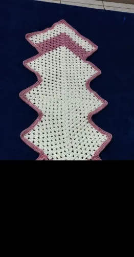 Trilho de mesa crochê