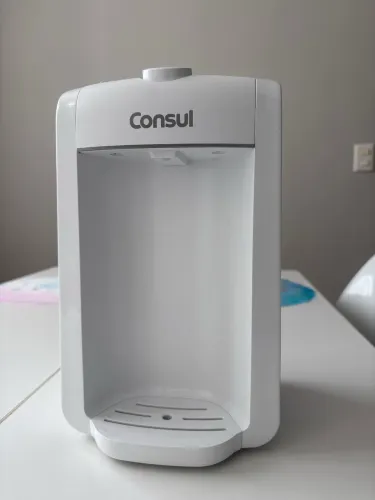 Purificador Consul Natural Compacto CPC31AB, branco, com filtragem Classe A.