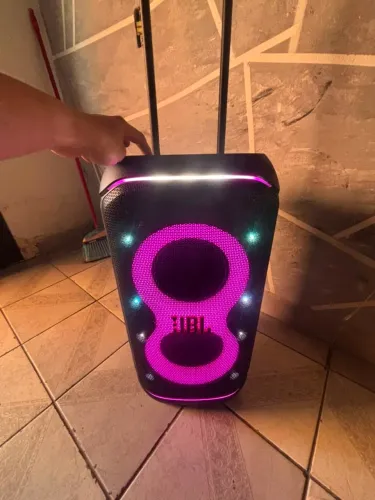 Caixa JBL 320