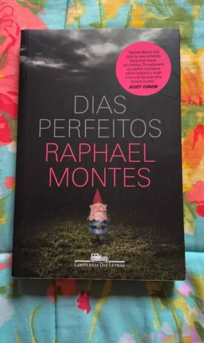 Raphael Montes - Dias Perfeitos