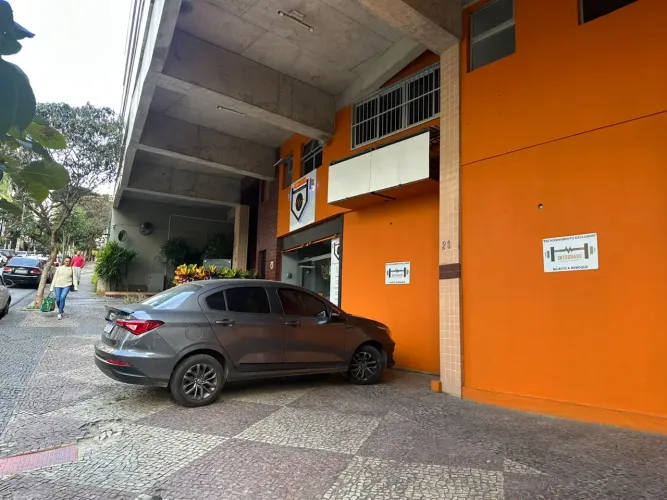 PASSO PONTO COMERCIAL -CLÍNICA E ACADEMIA ESTRUTURADA ? BURITIS/BH